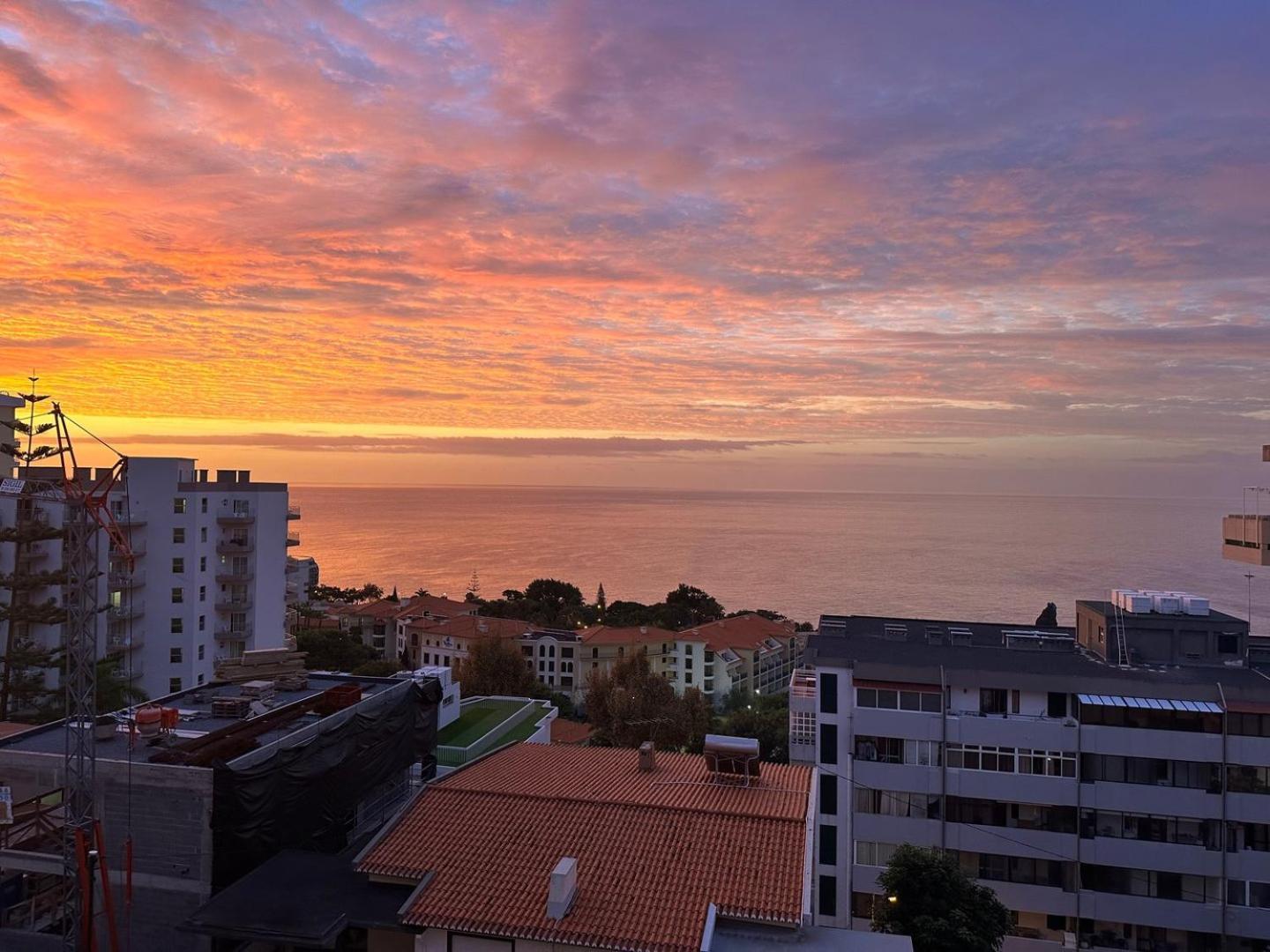 Guestready - Tranquil Nest In Funchal Lägenhet Exteriör bild